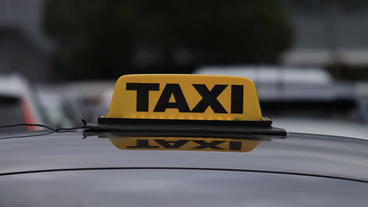Getting from Halifax Airport (YHZ) to Downtown